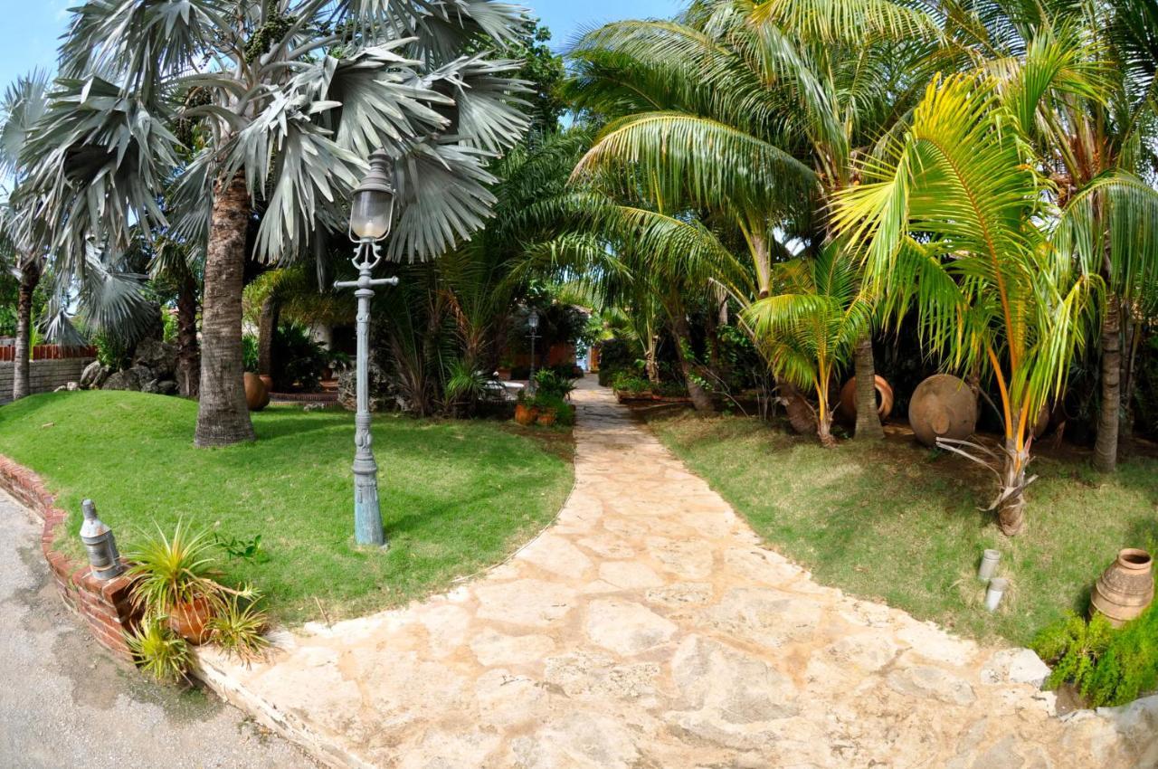 Sun Reef Village on Sea Willemstad Buitenkant foto